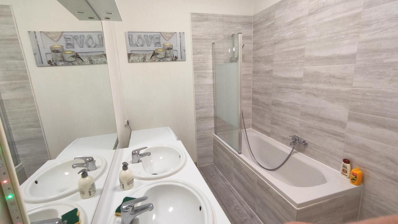 Cocooning Logement Entier Parking Gratuit Algrange ภายนอก รูปภาพ